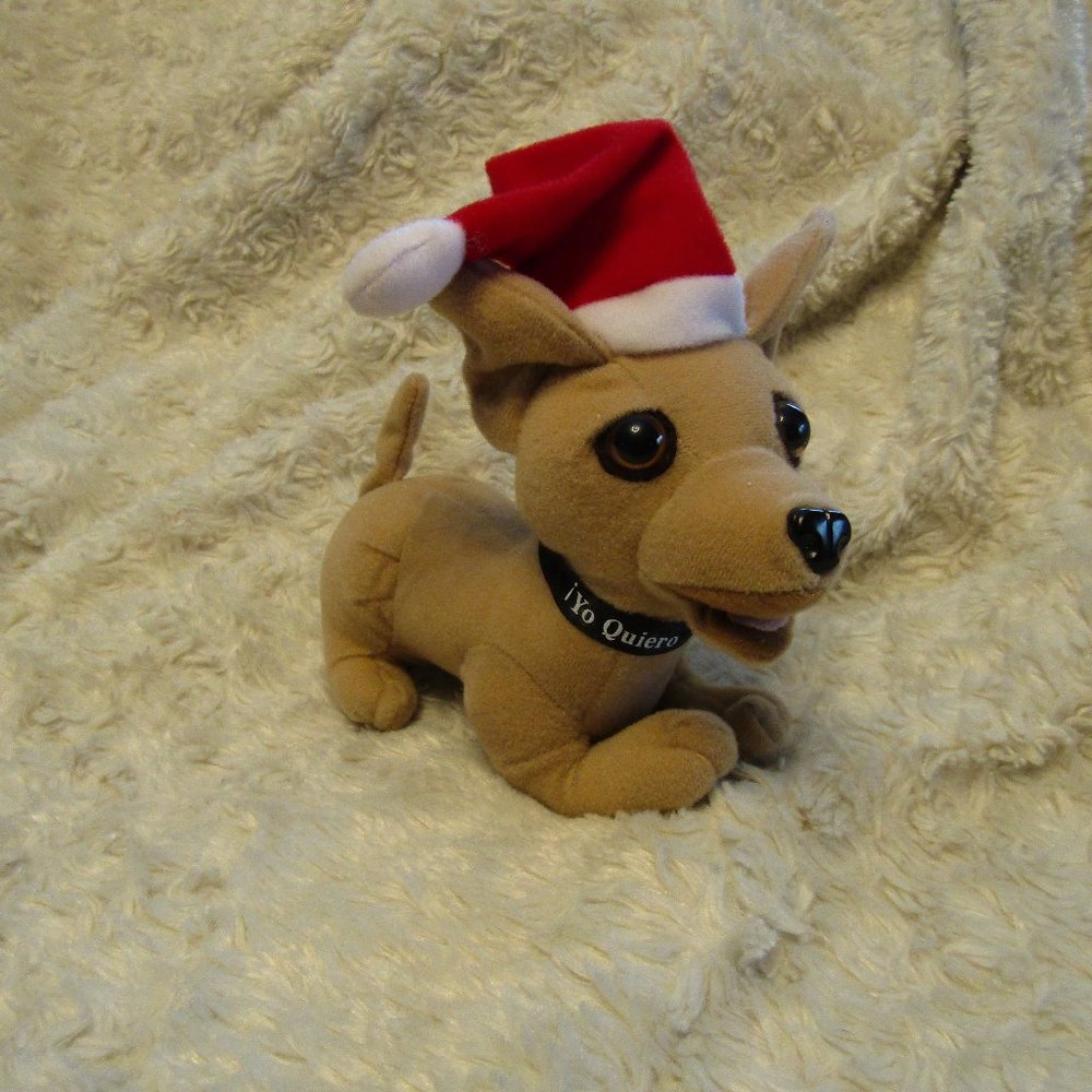 Vintage Taco Bell Chihuahua Christmas BUTTON DOES NOT WORK